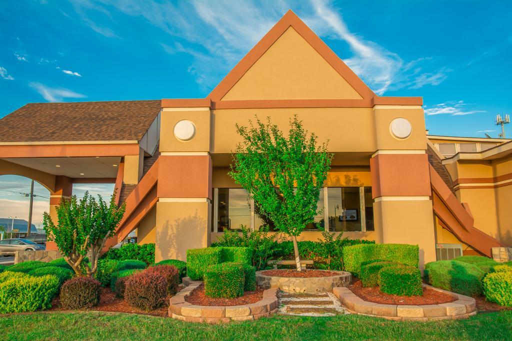 Howard Johnson By Wyndham Oklahoma City Okc Airport, Fairgrounds, I40 Exterior foto