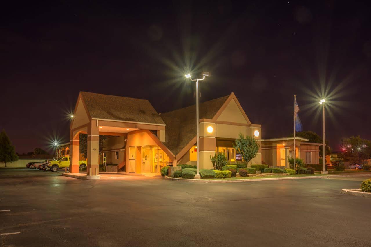 Howard Johnson By Wyndham Oklahoma City Okc Airport, Fairgrounds, I40 Hotel Exterior foto