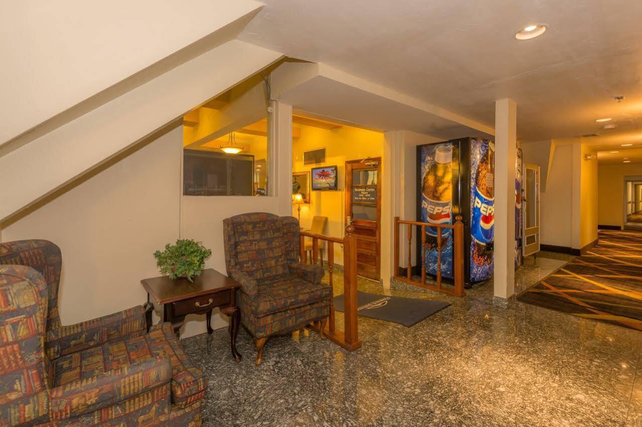 Howard Johnson By Wyndham Oklahoma City Okc Airport, Fairgrounds, I40 Exterior foto